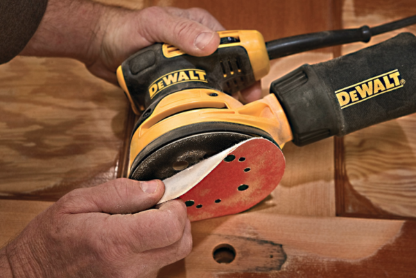 LIJADORA ROTO ORBITAL 5" VV DWE6423KB3